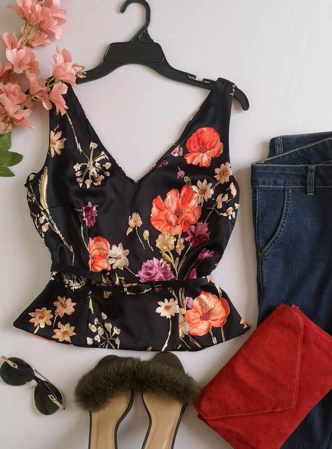 BLUSA BORDADA INCLUYE CINCHO