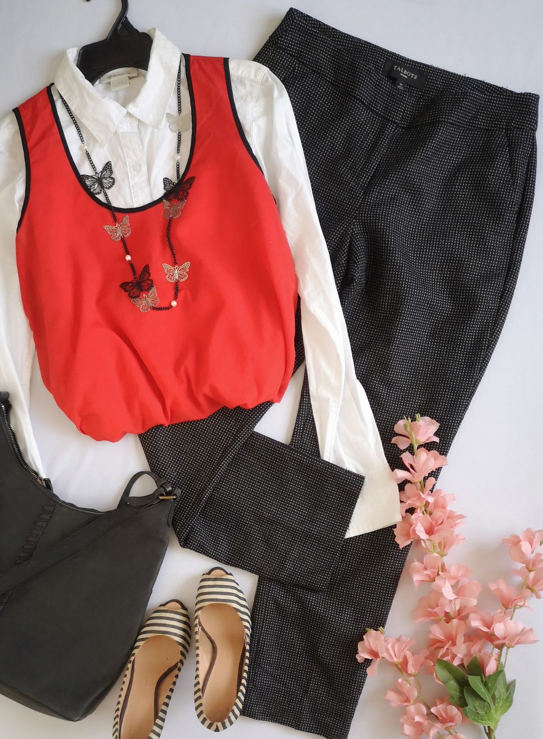 BLUSA SIN MANGAS Y PANTALÓN CORTE RECTO 💙