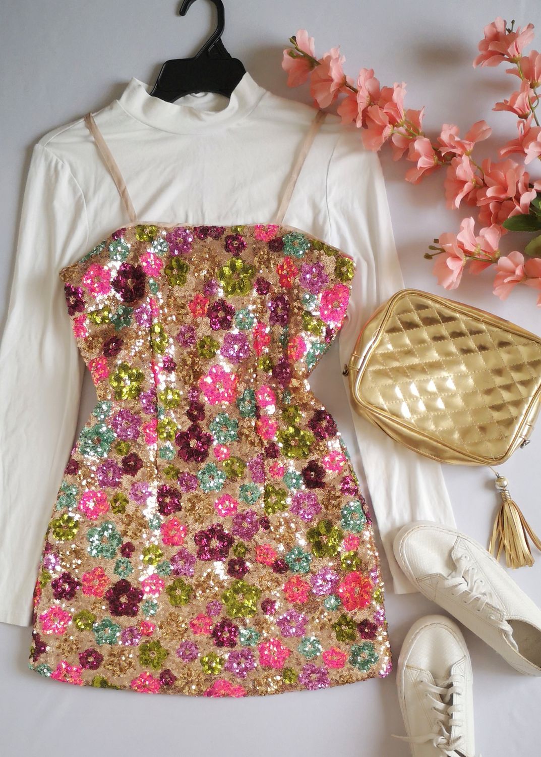 VESTIDO NUEVO DE LENTEJUELAS