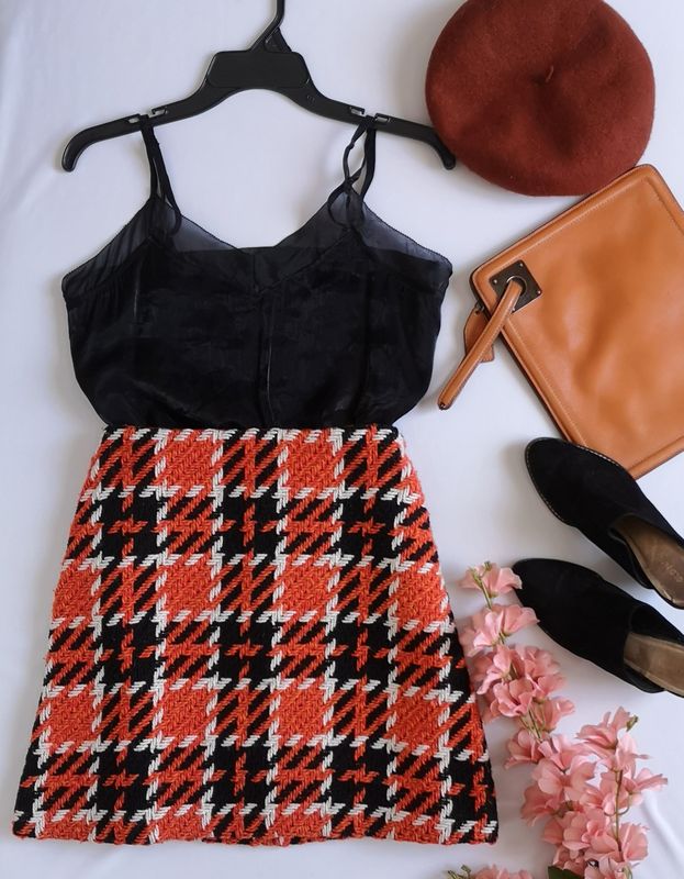 FALDA TIPO TWEED Y BLUSA DE TIRANTES 💙