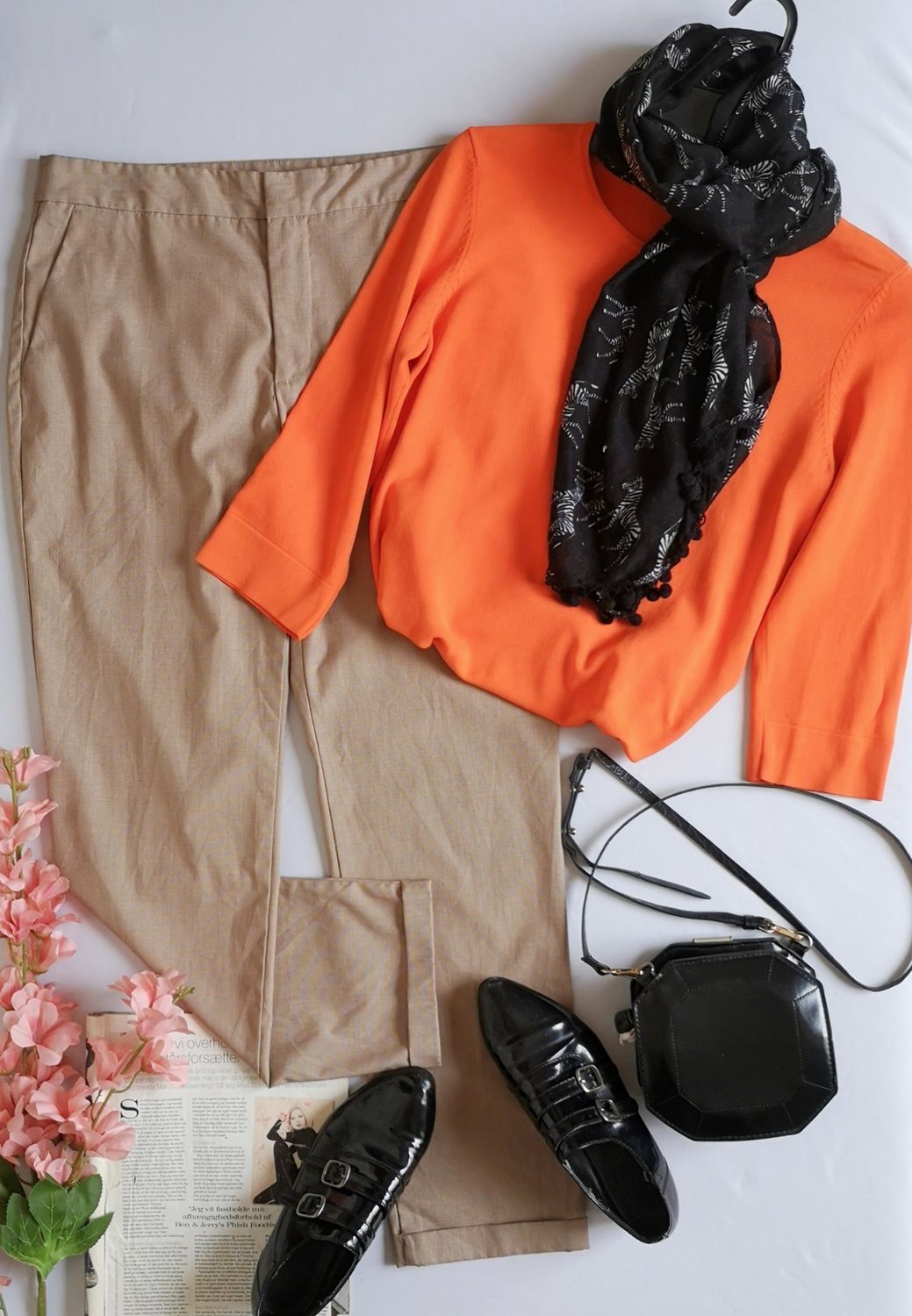 PANTALÓN CON BOLSAS A LOS LADOS Y BLUSA MANGA 3/4 ❤️