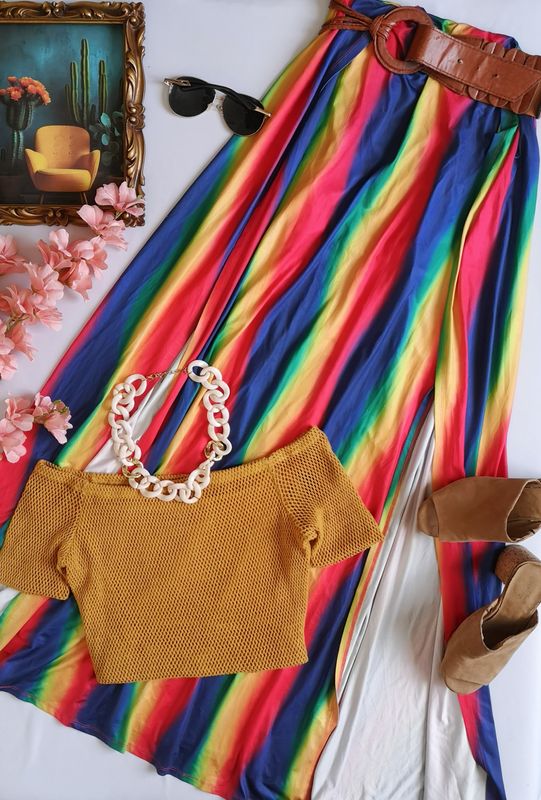 MAXI FALDA ABIERTA DE ADELANTE Y CROP TOP HOMBROS DESCUBIERTOS ⚓