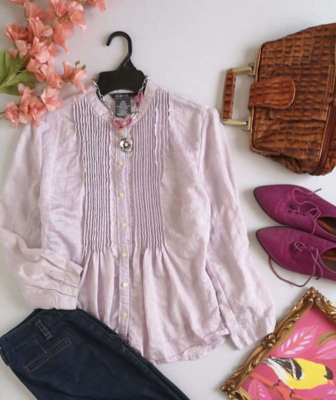 BLUSA CON PALETONES PEQUEÑOS INCLUYE COLLAR