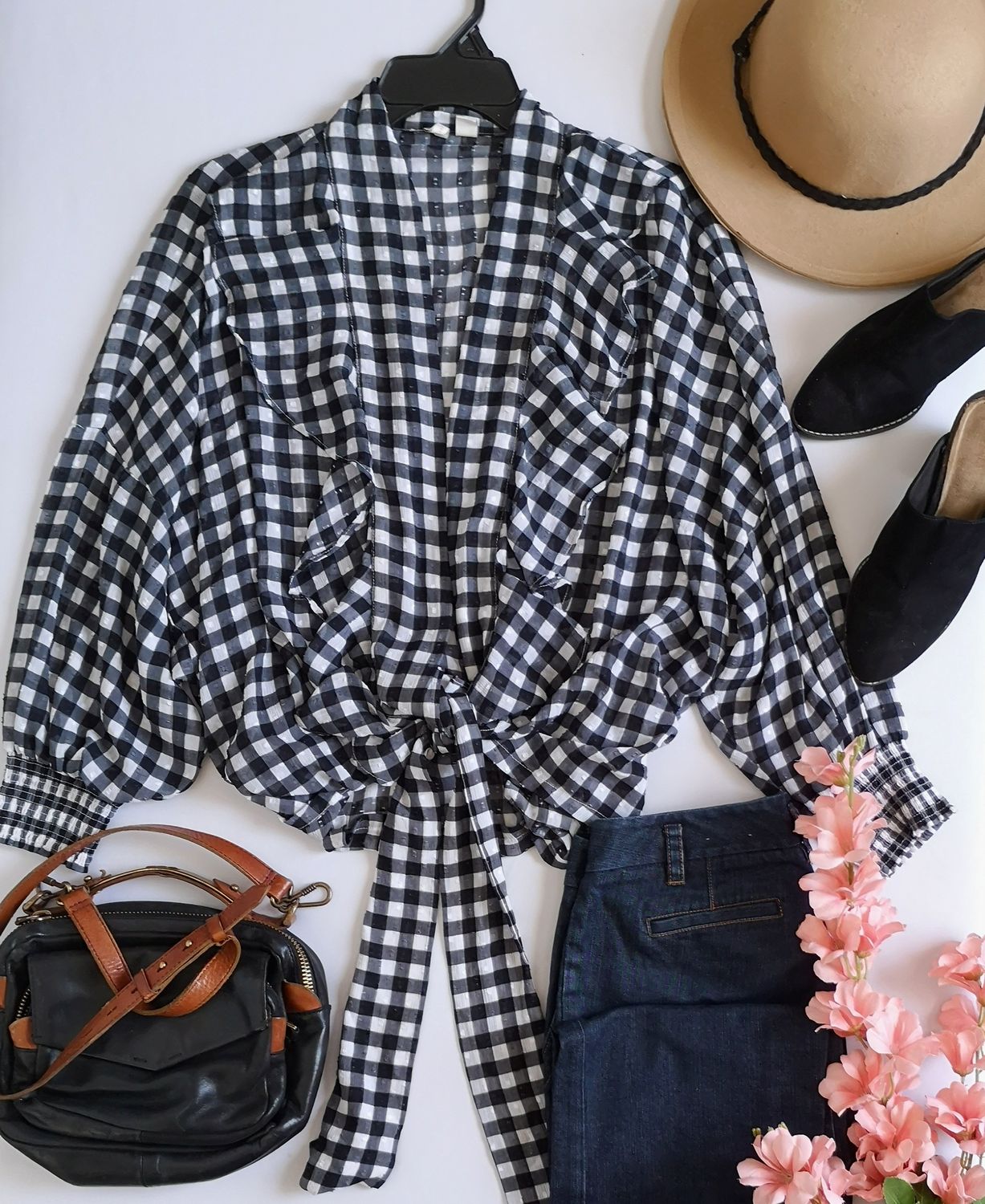 BLUSA CON NUDO