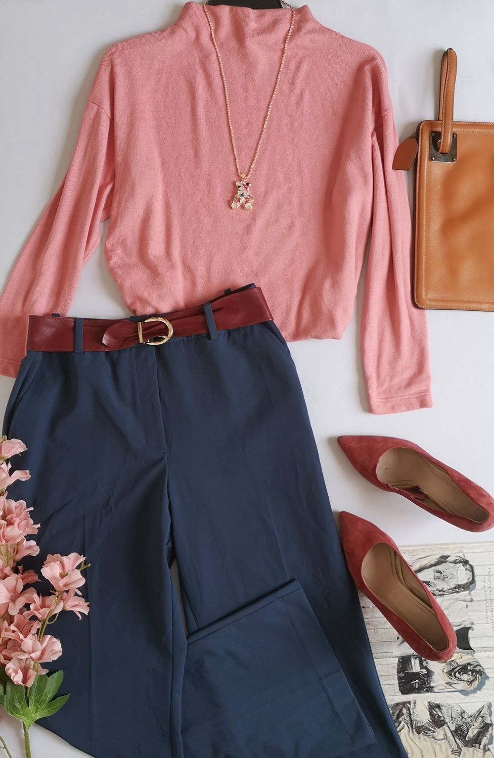 BLUSA CUELLO ALTO Y PANTALÓN TIPO PALAZZO