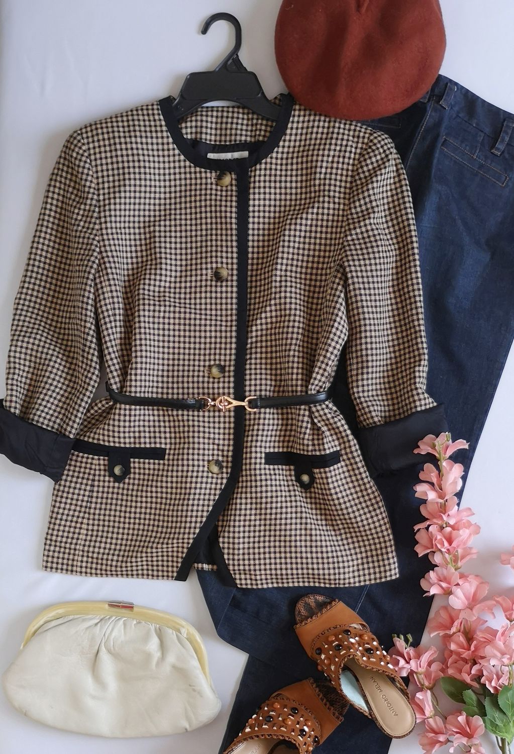 BLAZER VINTAGE CON HOMBRERAS