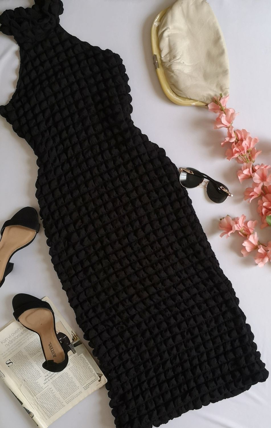 VESTIDO HALTER TELA ESTILO WAFFLE ⚓