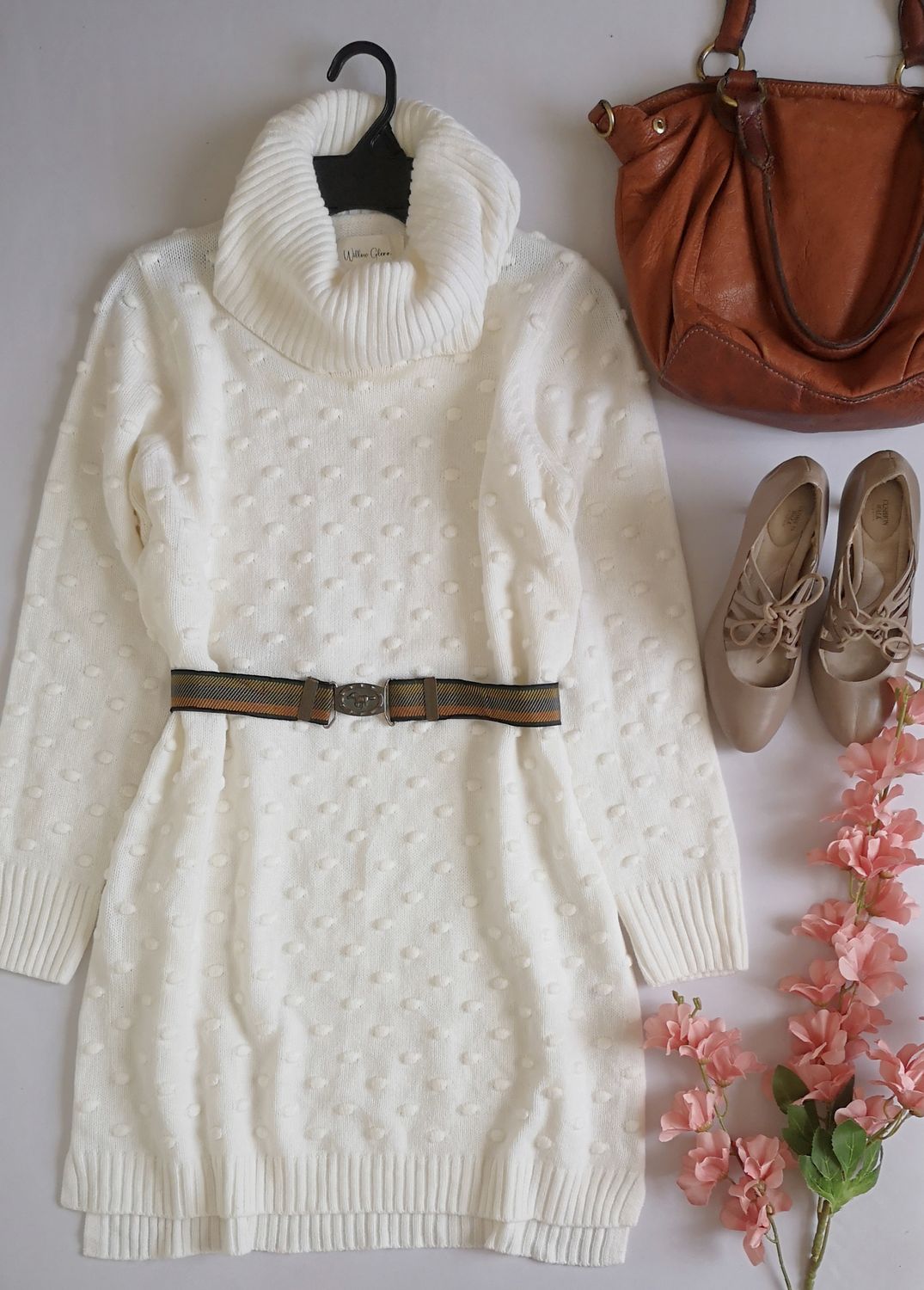 VESTIDO TEJIDO CON BOLITAS INCLUYE CINCHO ❤️