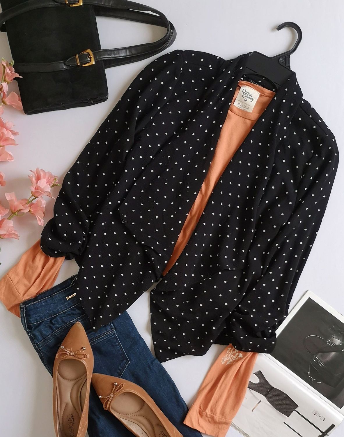 CHAQUETA ASIMÉTRICA Y BLUSA CUELLO REDONDO ❤️