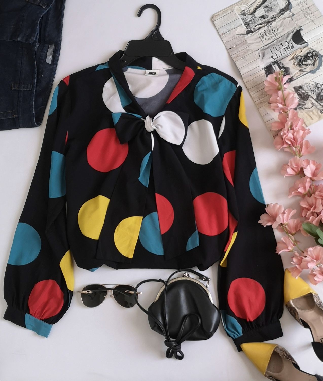 BLUSA CON CINTO PARA MOÑA 💙