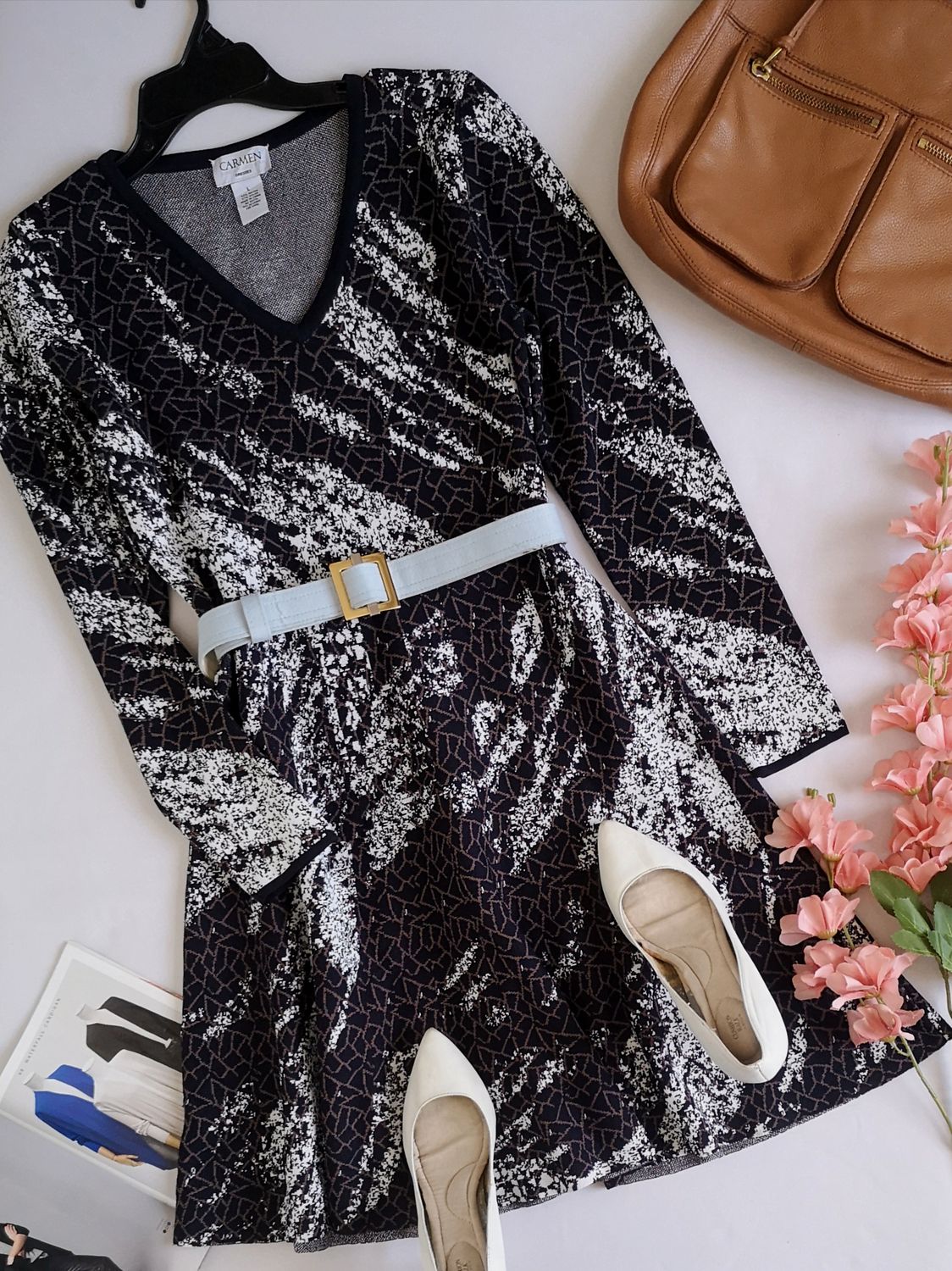 VESTIDO CAMPANA ABAJO INCLUYE CINCHO