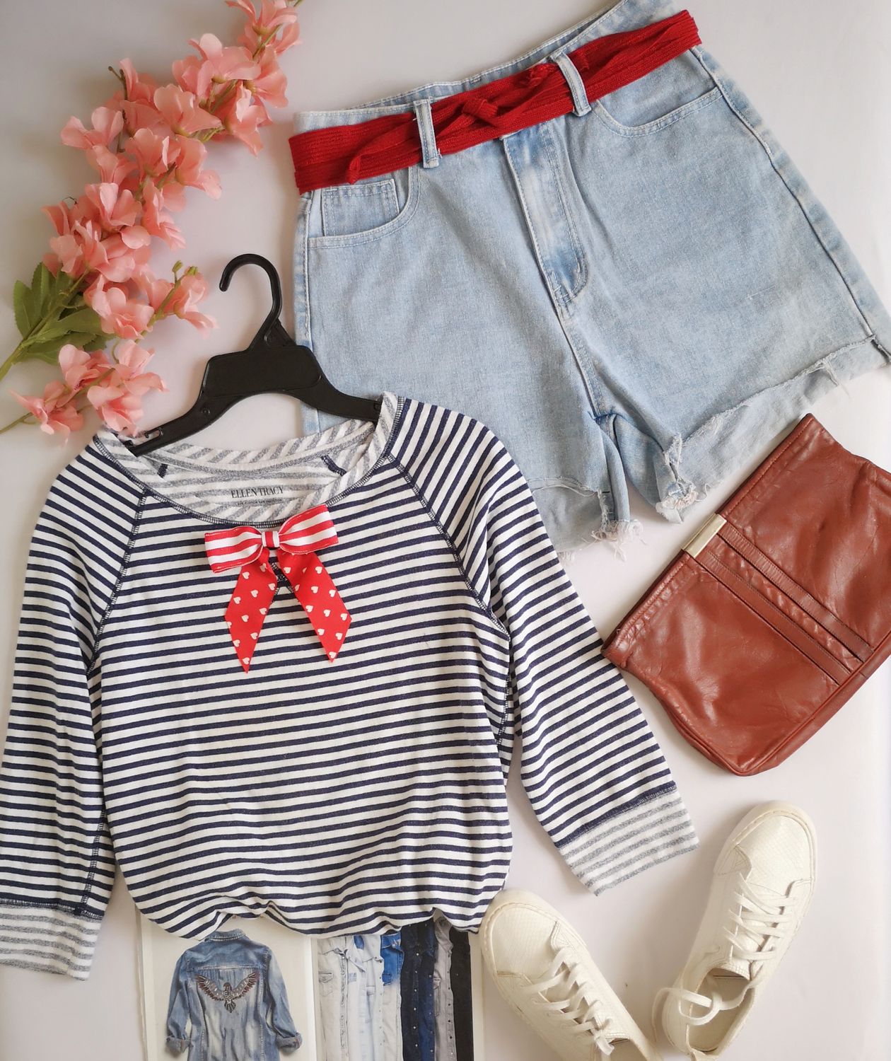 SHORT Y BLUSA CUELLO EN U