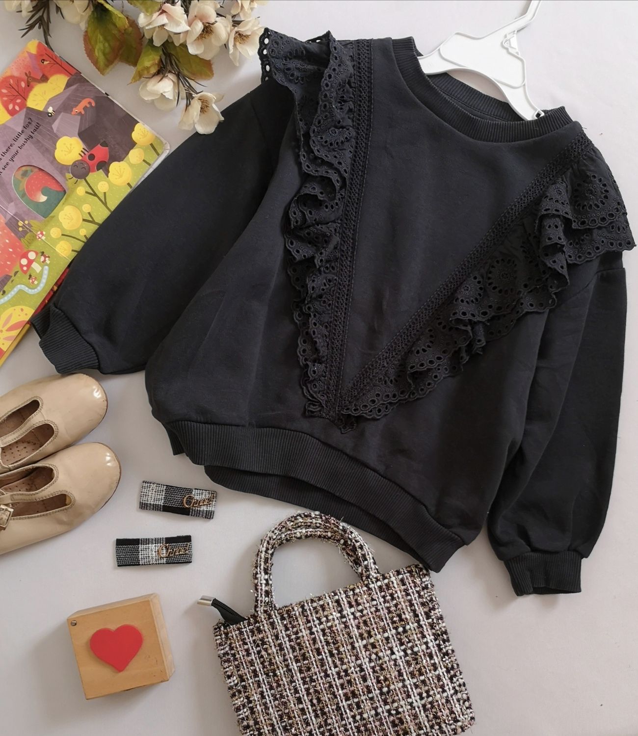 SUÉTER CON OLANES INCLUYE GANCHITOS