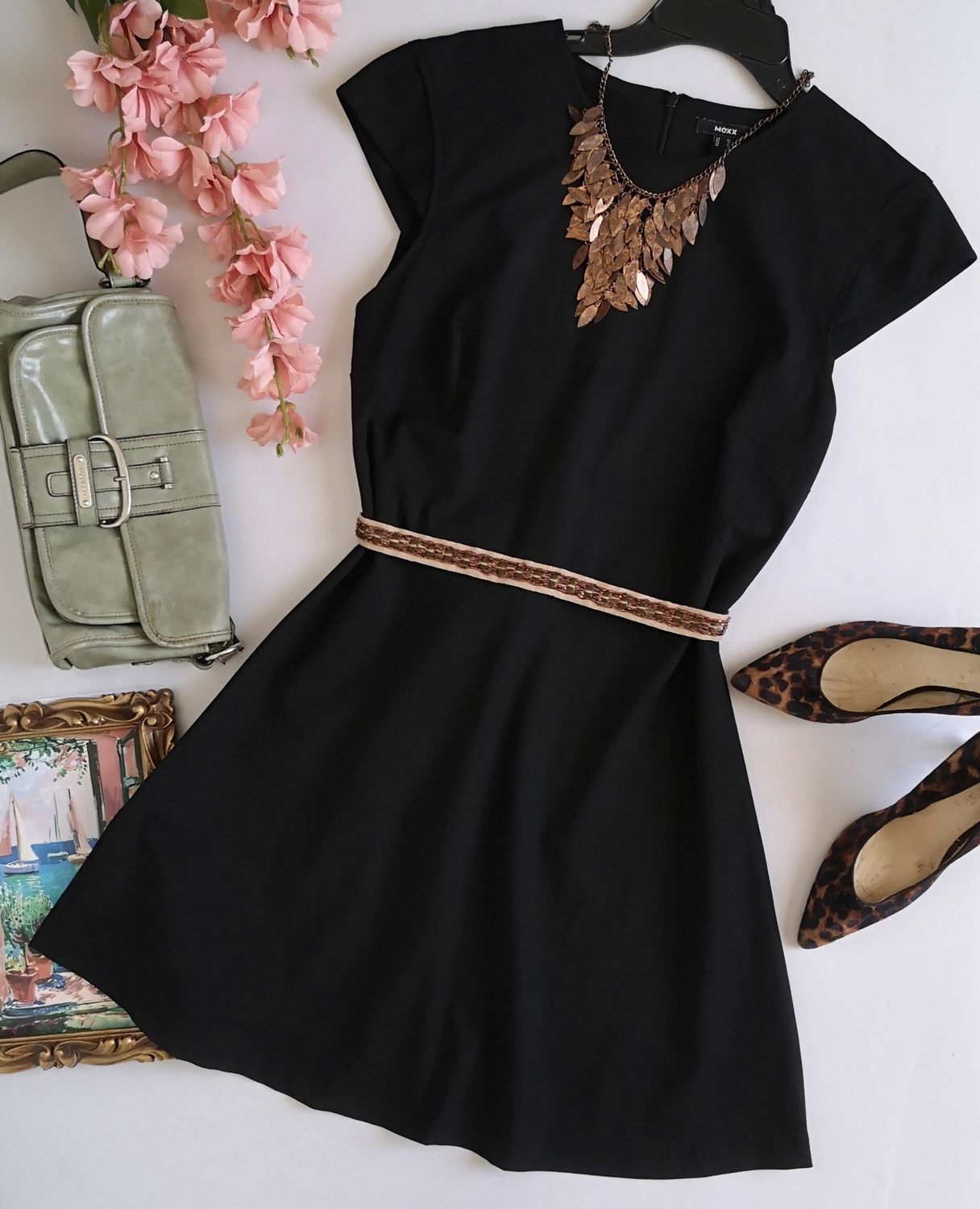 VESTIDO MANGA CORTA INCLUYE CINCHO ⚓