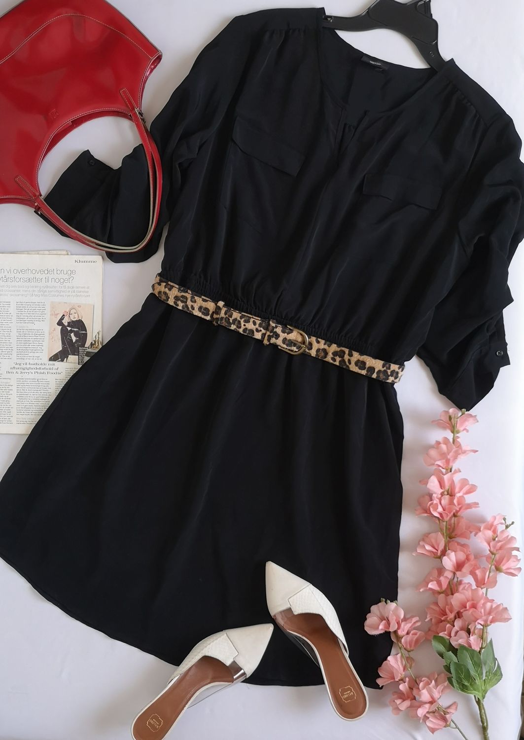 VESTIDO CON BOLSAS A LOS LADOS INCLUYE CINCHO