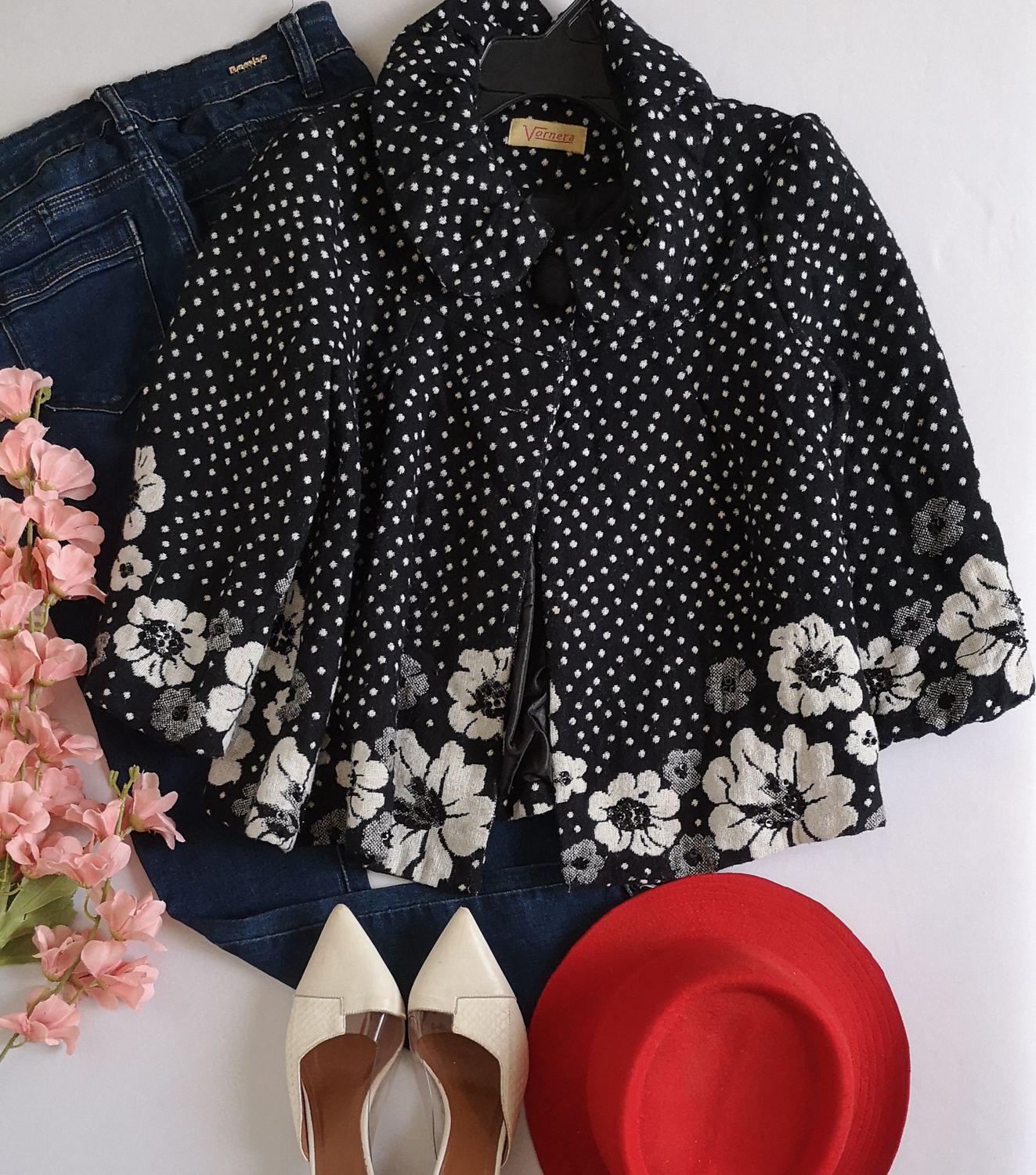 CHAQUETA MANGAS ANCHAS BORDADA DE ABAJO ⚓