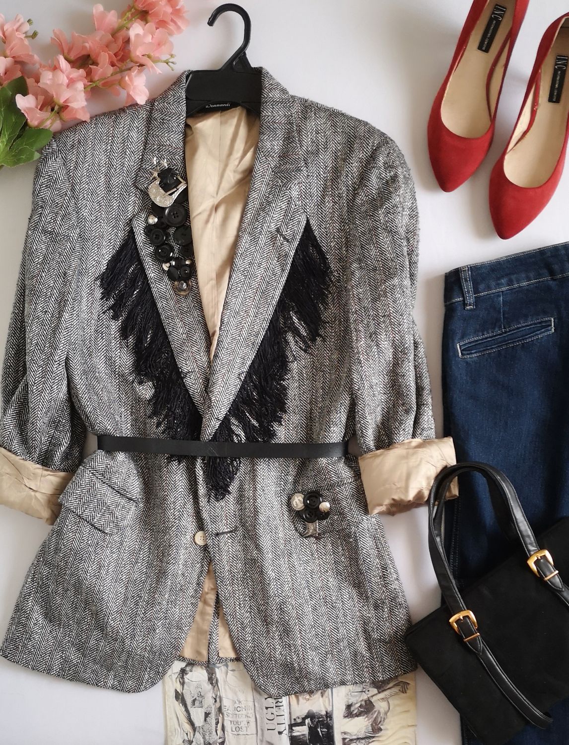 BLAZER ESTILO SASTRE CON ADORNOS