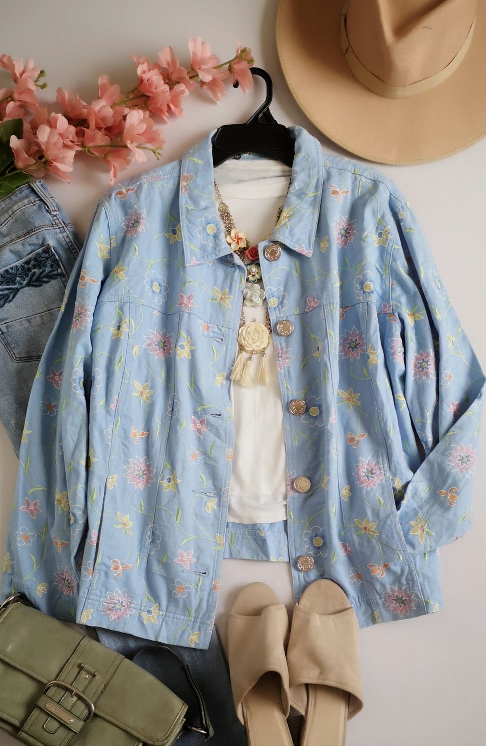 CHAQUETA BORDADA ❤️