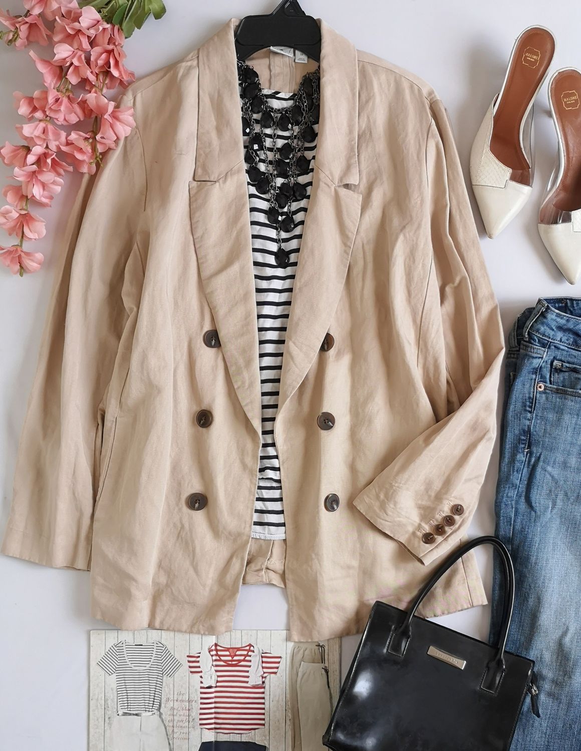 BLAZER CON BOTONES ADELANTE