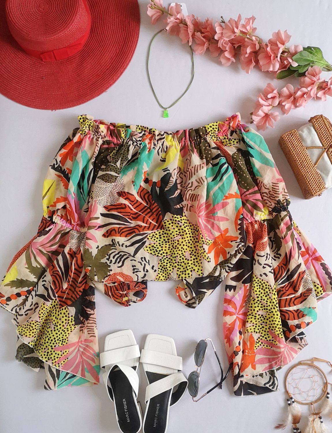 BLUSA MANGAS CAMPANA INCLUYE COLLAR