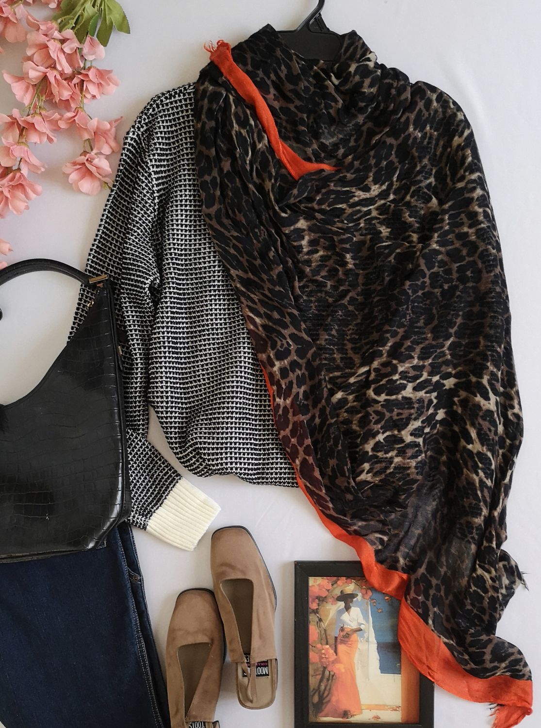 SUÉTER CUELLO REDONDO INCLUYE BUFANDA