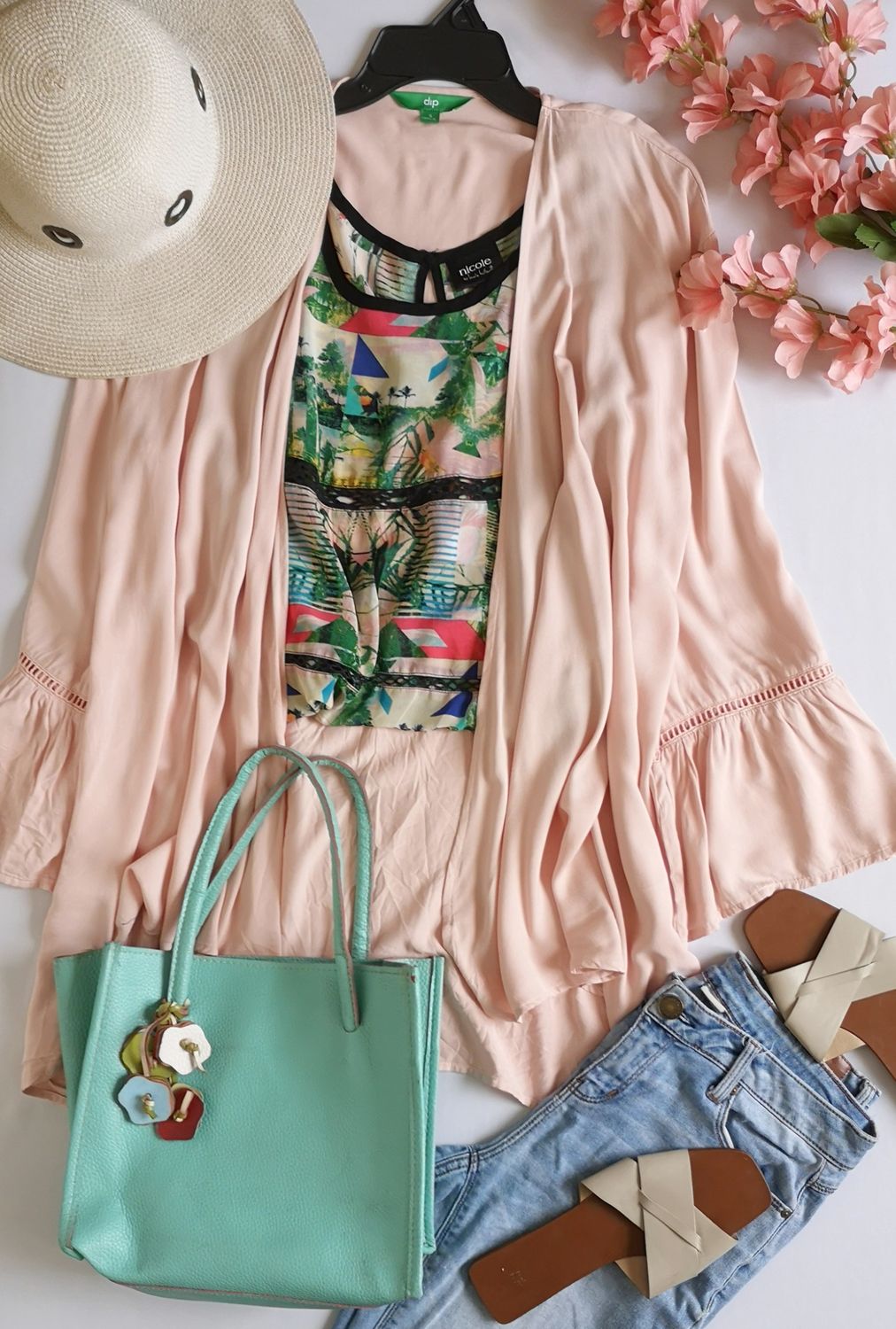 KIMONO Y BLUSA DE CHIFÓN