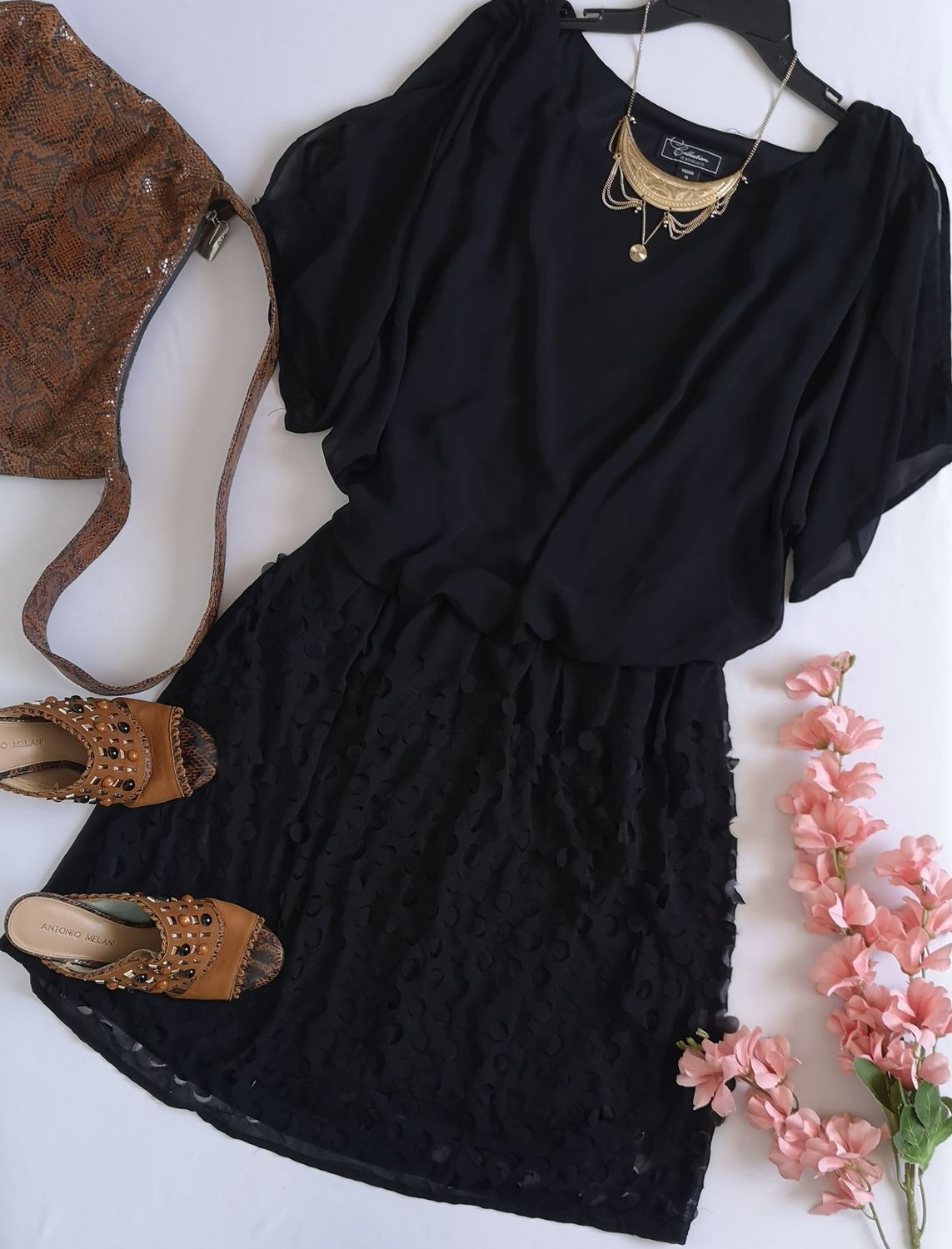 VESTIDO CALADO DE CHIFÓN INCLUYE COLLAR