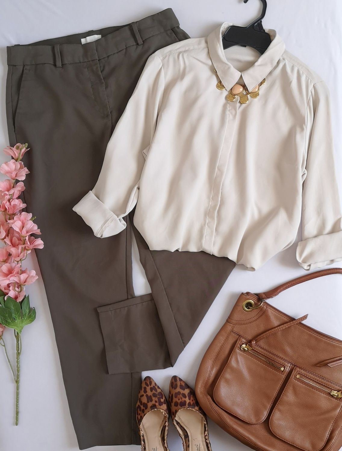 BLUSA MANGA LARGA Y PANTALÓN CON BOLSAS A LOS LADOS 💙