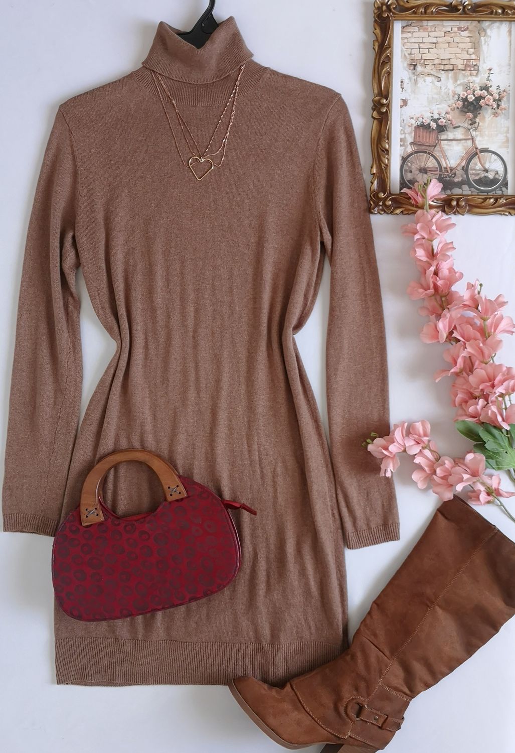 VESTIDO CUELLO ALTO INCLUYE COLLAR