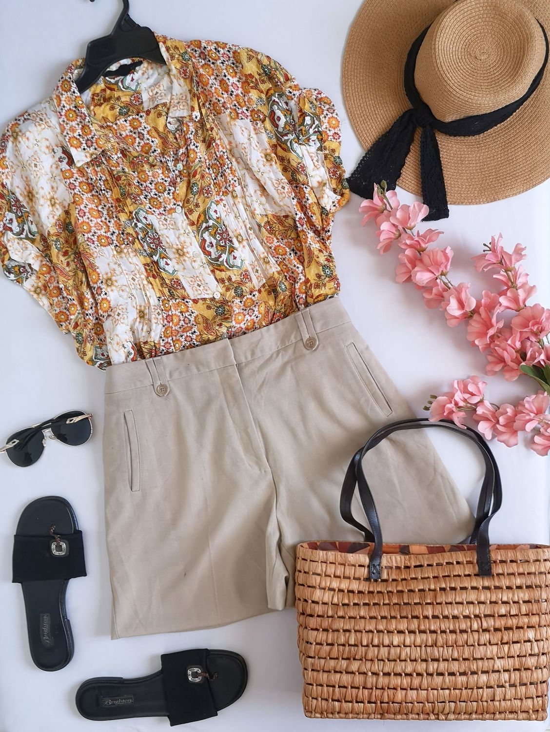 BLUSA TELA SUAVE Y SHORT CON BOLSAS A LOS LADOS ⚓