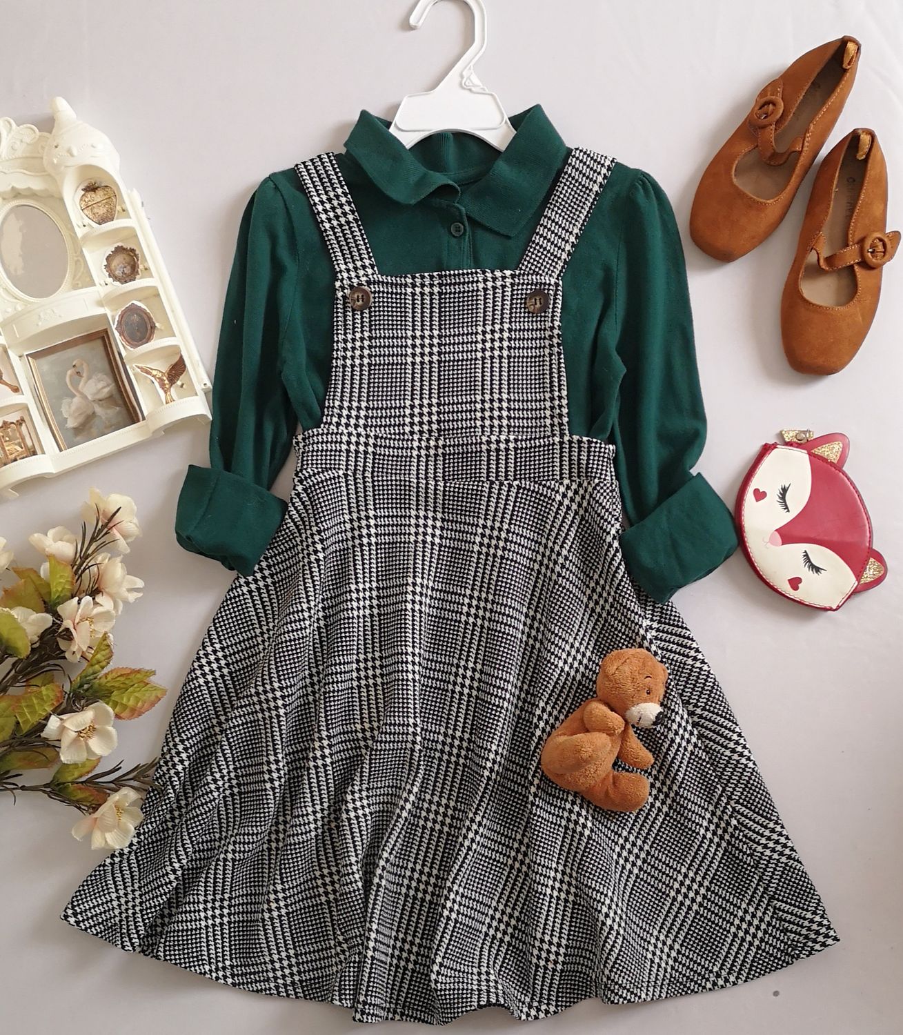 BLUSA MANGA LARGA Y VESTIDO TIPO OVEROL