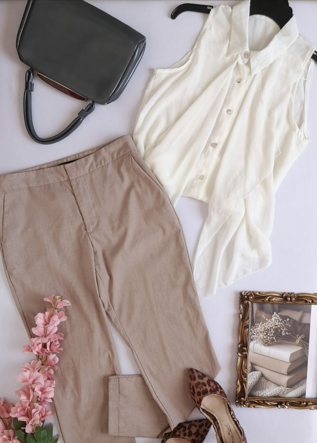 BLUSA DE CHIFÓN Y PANTALÓN CORTE RECTO