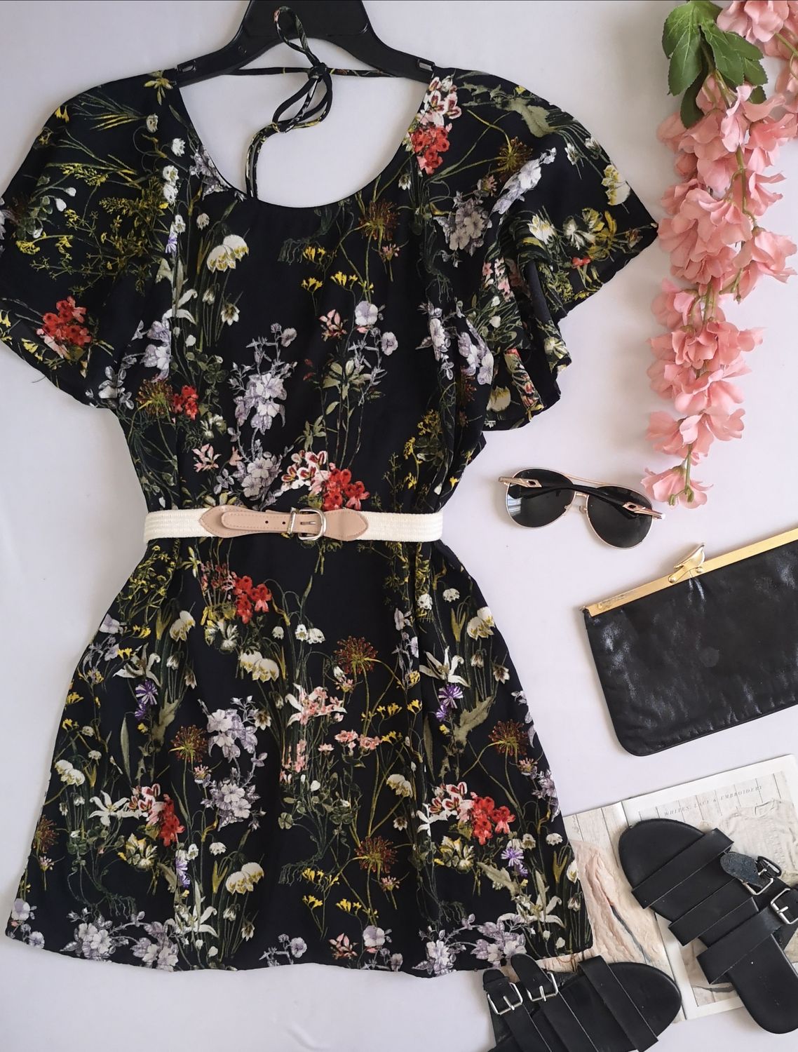 VESTIDO INCLUYE CINCHO