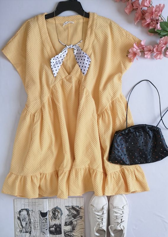 VESTIDO HOLGADO CON BOLSAS A LOS LADOS