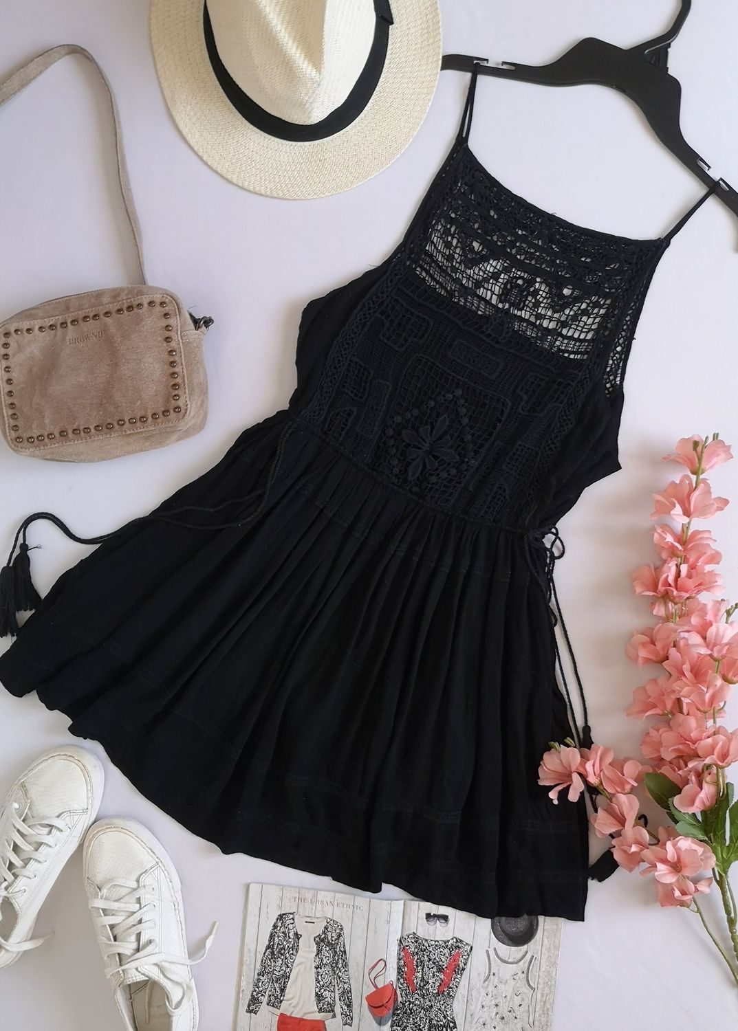 VESTIDO CALADO DE ADELANTE 💙