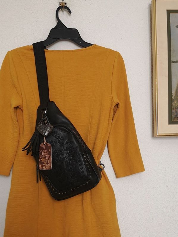 BOLSO CRUZADO SAM &amp; HADLEY 