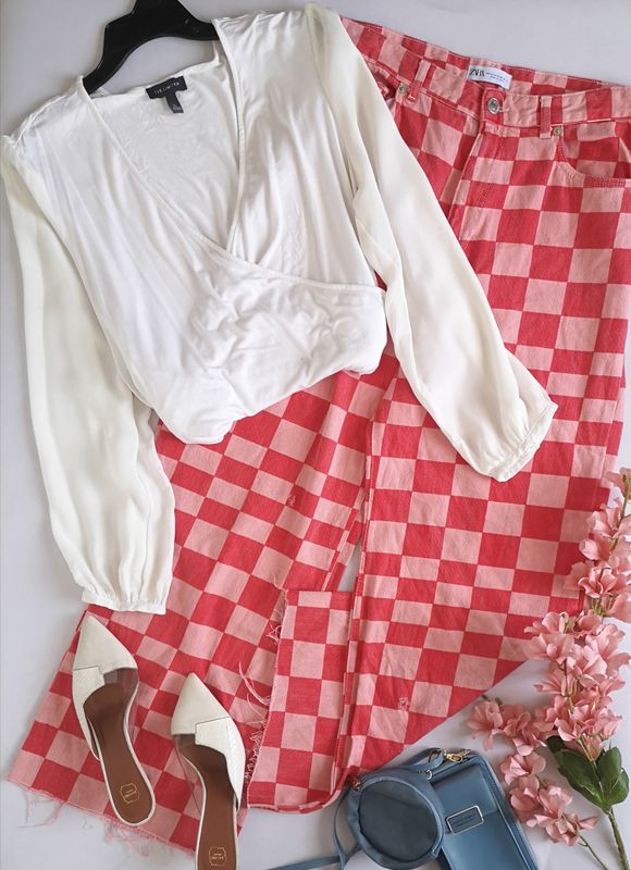 BLUSA TRASLAPADA Y JEANS WIDE LEG ⚓