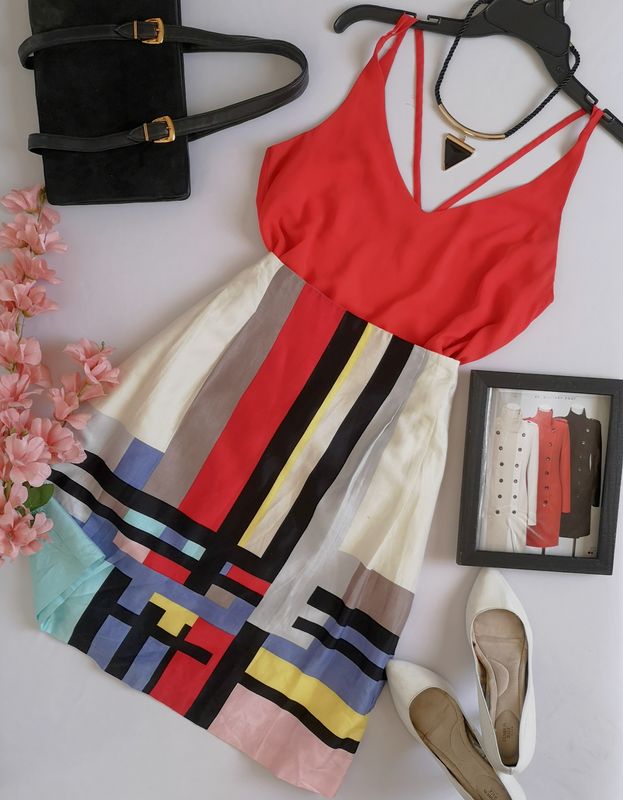 FALDA A LA RODILLA CON BLUSA DE TIRANTES ❤️