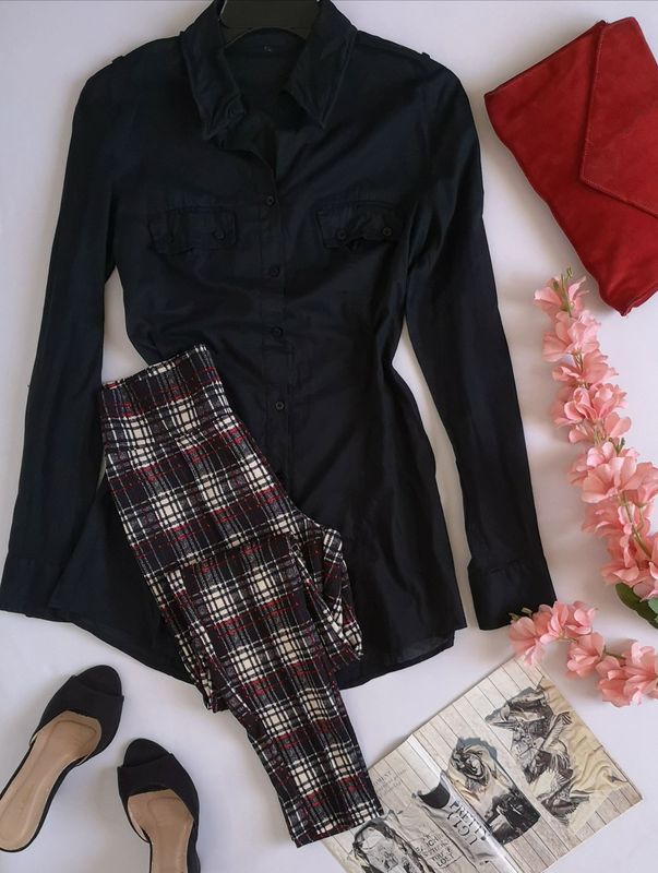 LEGGINS CON BLUSA LARGA