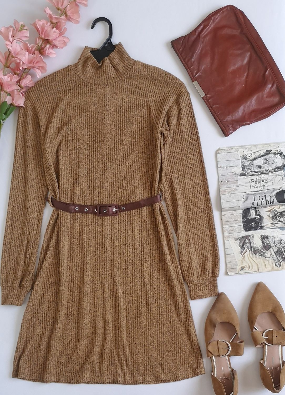 VESTIDO CUELLO CERRADO INCLUYE CINCHO