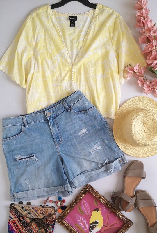 BLUSA DE ALGODÓN CON SHORT RASGADO ⚓