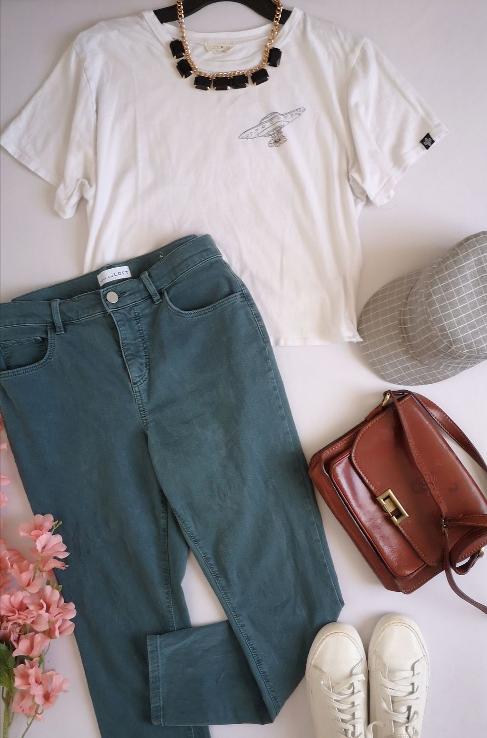 PLAYERA CORTA CON JEANS CINTURA ALTA ❤️