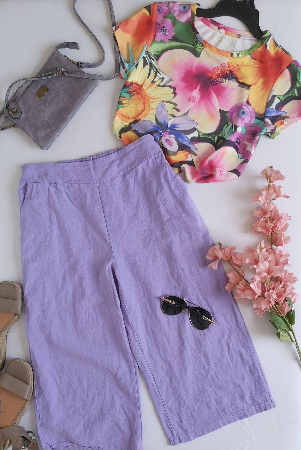 PANTALÓN TIPO CULOTTE Y BLSUA CORTA