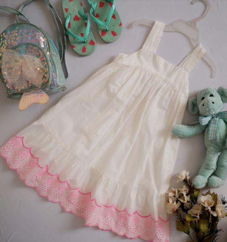 VESTIDO BORDADO DE ABAJO ❤️