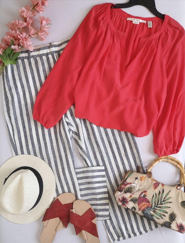 BLUSA DE SEDA Y PANTALÓN DE LINO ⚓