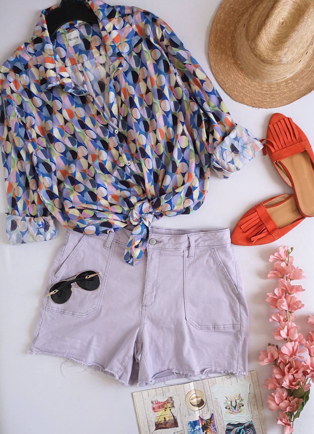 BLUSA LARGA Y SHORT CON BOLSAS