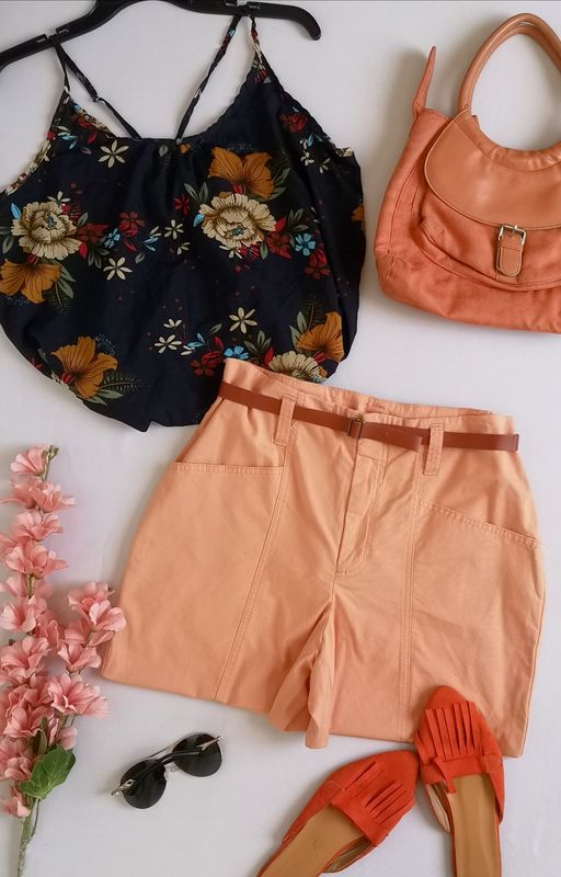 SHORT CINTURA ALTA Y BLUSA DE TIRANTES ⚓