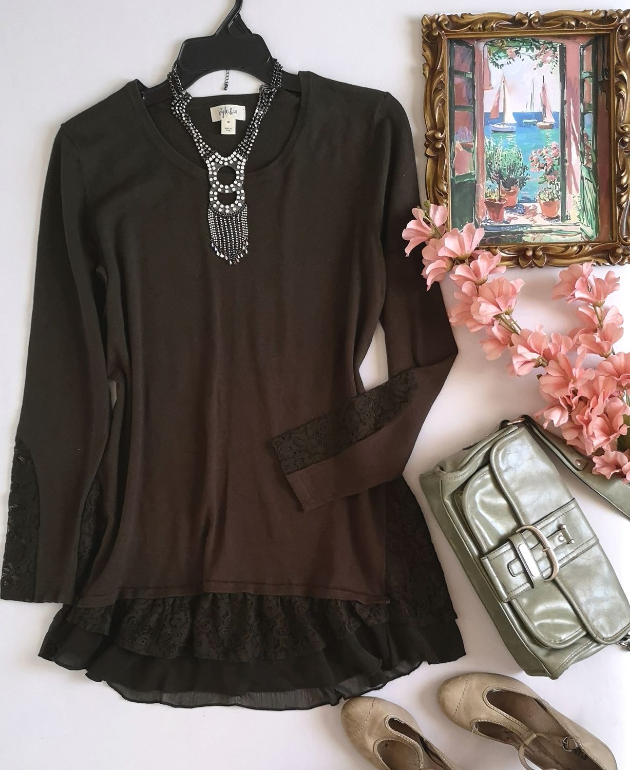 BLUSA LARGA CON ENCAJE 💙