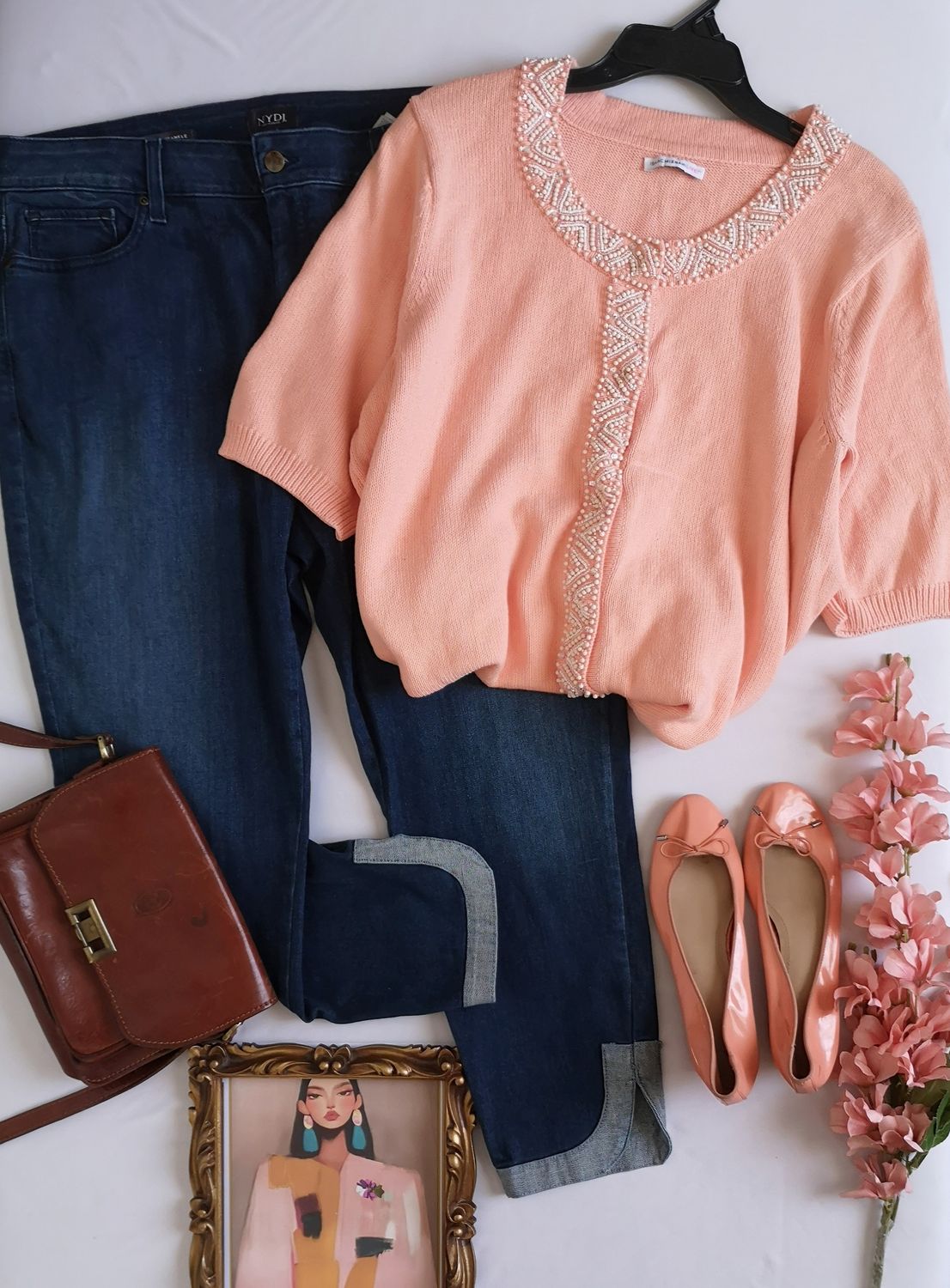 BLUSA BORDADA CON JEANS