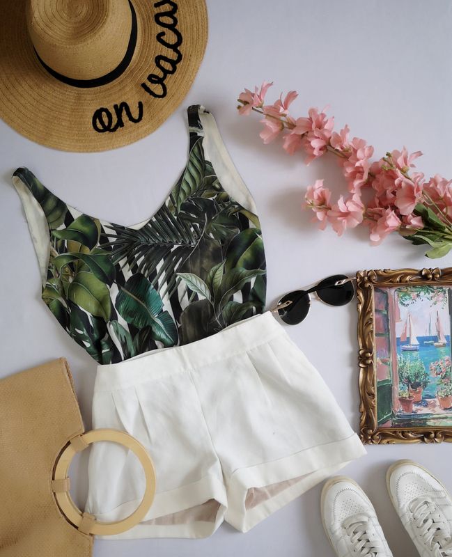 SHORT CON BOLSAS Y BLUSA ❤️